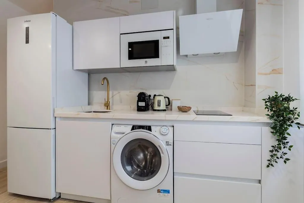 New Cozy Apartament Next To Sta Justa And Airport Seville Apartment